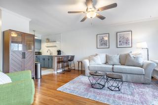 The Stay Awhile Suite by Stay Local Nashville - 7