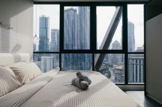 Scarletz Kuala Lumpur by Sleepy Owl Suites - 6