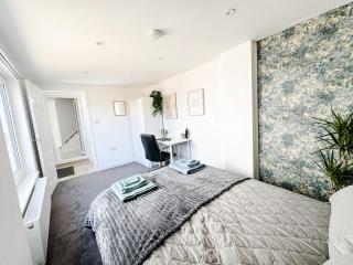 Luxury Nest 10 Guests Free Parking Middlesbrough - South Bank - 7