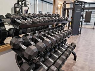 DT UMN 1 BD Gym Free Street Parking Rooftop - 6