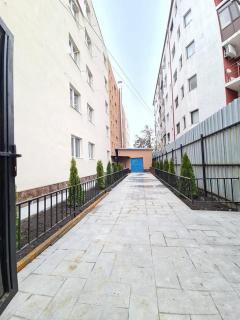 The Metro Cozy Studio Stay - Bucarest - 4
