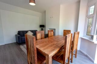 Double room in refurbished 5 bed home with WiFi and TV BW Room 5 - Solihull - 2
