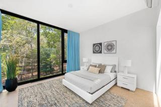 One of a kind Glass House! - East Hampton - 9