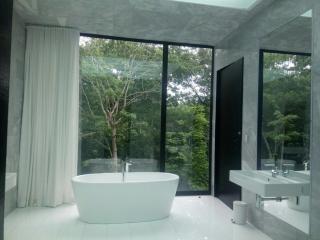 One of a kind Glass House! - East Hampton - 7