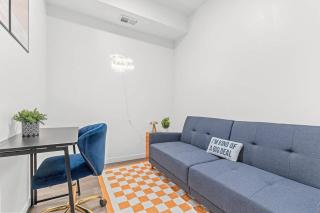 Luxury 1BD DT Roof top Gym Street Parking - Minneapolis - 4