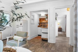 1- Lookout Mountain Cottage - 1
