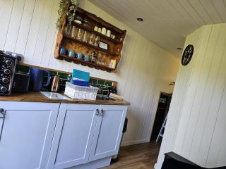 Harrys Hideaway - Colyton - 2