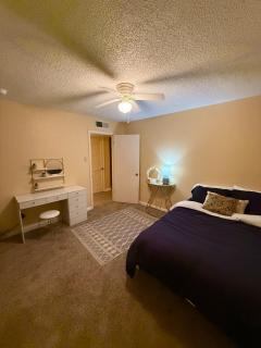 3 bedroom 2 and a half bathroom Townhome - El Paso - 1