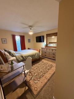 3 bedroom 2 and a half bathroom Townhome - El Paso - 4