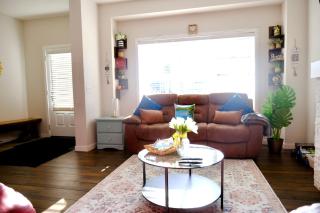 Mahogany Loft Retreat - 3 Story Home - Calgary - 9