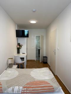 Stendaler Apartments - 5