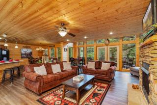 A Cabin to Remember, free tickets, no catch! - Pigeon Forge - 5