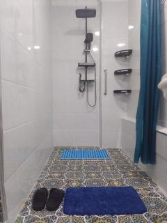 Raxat Guest House - 4