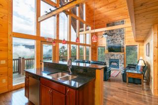 A Mountain Paradise, free tickets, no catch! - Pigeon Forge - 4
