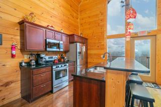 A Mountain Paradise, free tickets, no catch! - Pigeon Forge - 1