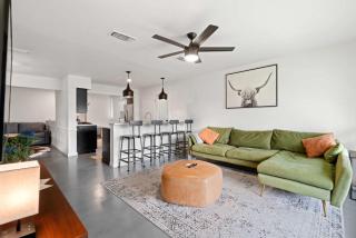 4 bedroom near SoCo with a Sauna - Austin - 9