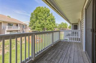 Rosehill Pointe 122 I Comfy 2 Bed 1 Bath - Lenexa - 3