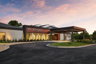 Courtyard Kansas City Overland Park/Metcalf, South of College Boulevard - Overland Park - 7