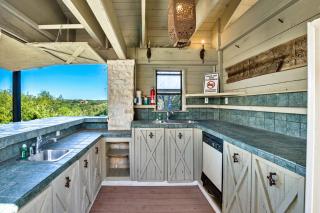 7br Home w Pool - Perfect for Family Reunions - Spicewood - 7