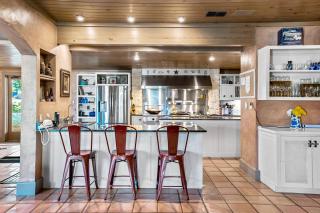 7br Home w Pool - Perfect for Family Reunions - Spicewood - 4