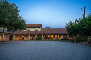 7br Home w Pool - Perfect for Family Reunions - Spicewood - 2