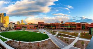 DT UMN New 1BD GYM Rooftop Free Parking - 9