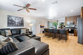 Screened-in Porch Walkable to SoCO - Austin - 0