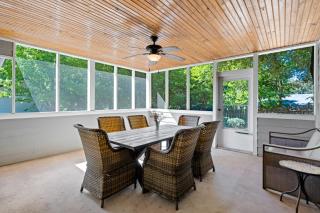 Screened-in Porch Walkable to SoCO - Austin - 9