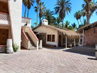 Sandy Shores Cabaña 8B - 1