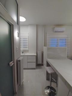 AMG Kalimarmaro Small Apartment in Pagkrati Close to Metro - 8