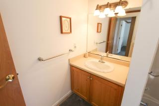1BR Lakefront Cottage - Perfect for Two - Lincoln Junction - 2
