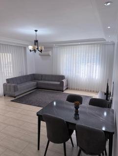 SA Apartments! 2BD Flat 150m to the Beach - 9