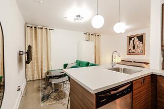 Escapade Chic au Vieux-Port - 7