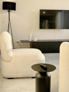 Exclusive Bliss 3BR Zamalek Island - Kairo - 4