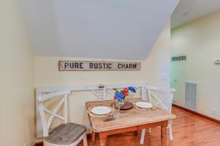 5 Mi to Dtwn Serene Couples Retreat in Franklin! - Franklin - 3