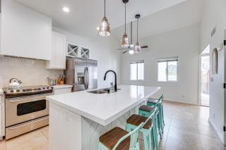 Mesa Townhome with Pool Access about 7 Mi to ASU! - Mesa - 1