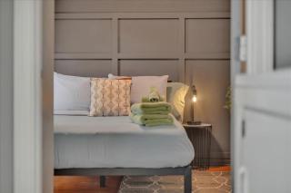 Serenity House 2BR Central Location in ATL - 1