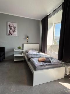 Moderne 3,5 Zimmer 85m2 & Balkon Wohnung - Duisburgo - 3