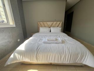 LA reine - Tangier - 7