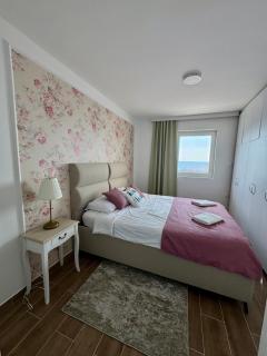 Pine&Sea Beach Retreat - Sveti Stefan - 5