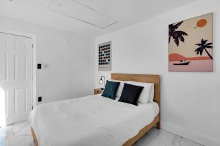 Relax & Fun Hollywood Private Pool | Arcade Game - 3