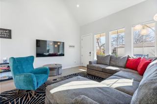 Trendy 3 bedroom in South Austin Pet Friendly - Austin - 2