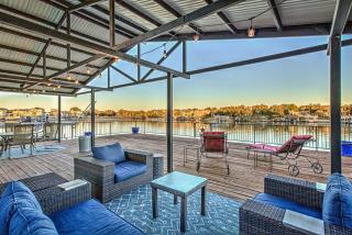 Immaculate Waterfront Family Home for 16 w Private Dock - 7