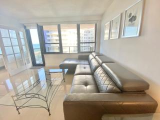 Sabrinas 2BR Modern Beachfront Condo - 6