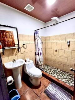 Hotel Cabinas el Tecal - Uvita - 4