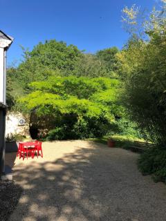 Petite maison dans fosse troglodytes - 2