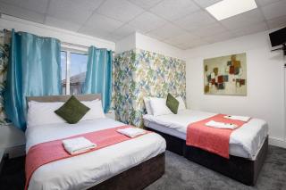 The Beachfront Hotel - 8