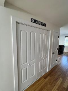 Catskills Escape Hot Tub Massage Chairs & Games - Round Top - 3