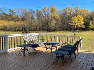 Catskills Escape Hot Tub Massage Chairs & Games - Round Top - 2