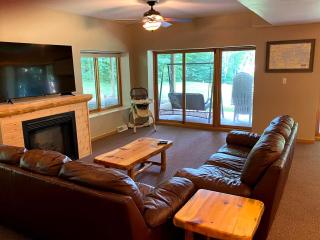 Buckhorn Lodge - Couderay - 5